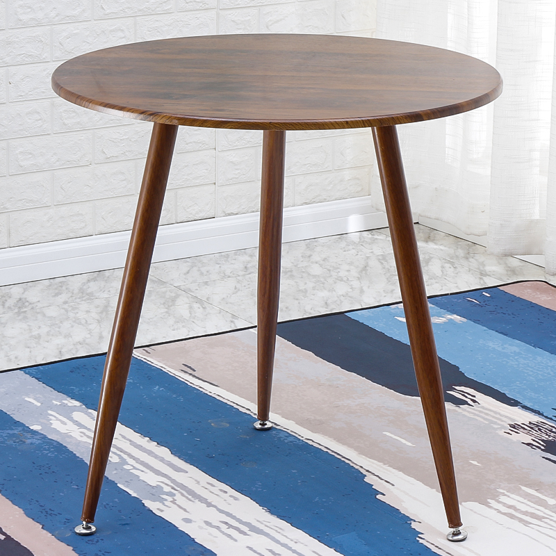 Negociación nórdica, recepción, combinación de mesas y sillas, balcón doméstico simple, mesa redonda pequeña de madera maciza, silla de tienda de té con leche de café