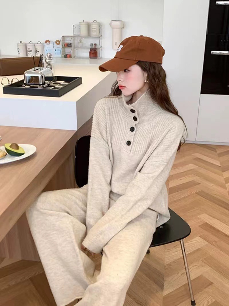 Herbst und Winter neuer Anzug lässiger Pullover Polokragen Strickpullover weite Beinhose zweiteiliges Set für Damen_voghion.com