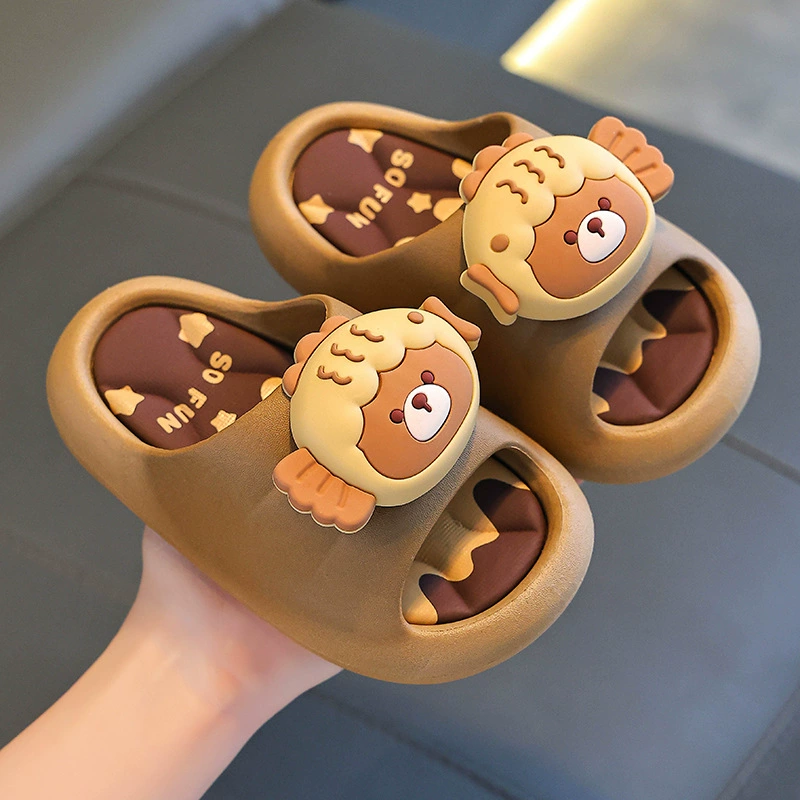 Летние детские сандалии для мальчиков и девочек, нескользящие для купания в помещении, верхняя одежда для больших, средних и маленьких детей на мягкой подошве, детские пляжные тапочки.