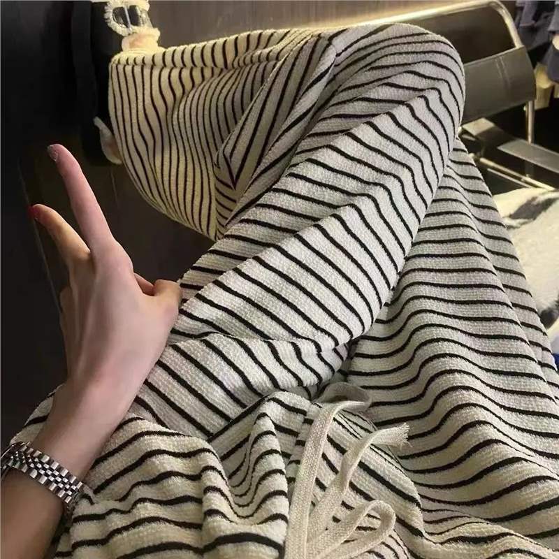 垂感条纹加绒加厚卫裤女秋冬2024新款高腰宽松显瘦休闲裤时尚优选