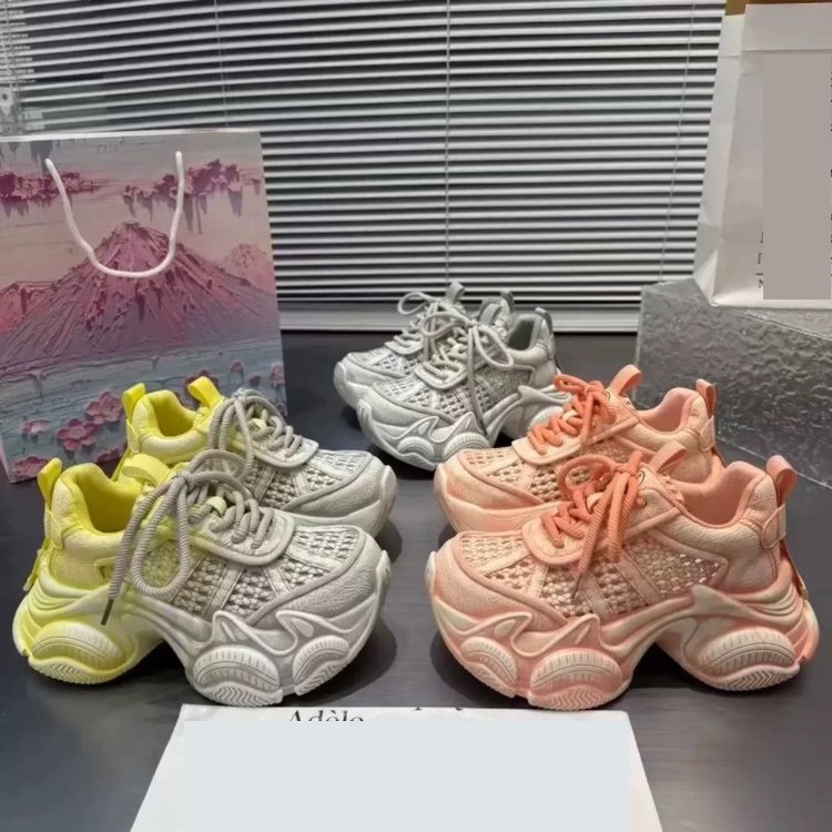 Zapatos de red para mujeres de verano de 2026 nuevos zapatos de deporte casuales transpirables de malla gruesa para mujeres