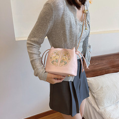 新中式國風洋氣小包包女士2024新款bags時尚鏈條單肩斜挎包水桶包