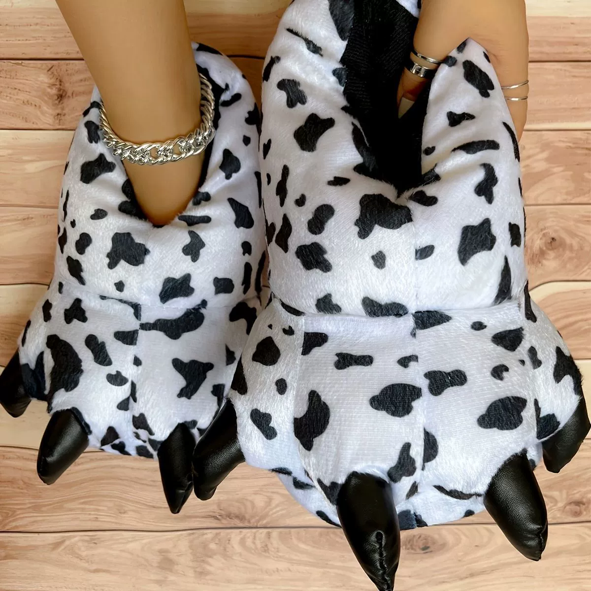 Winter plush soft dinosaur, keep warm cartoon slippers
