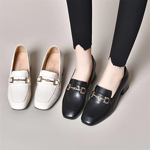 Horsebit Loafers for Women New British Style Slip-On Lazy Shoes for Women Versatile and Comfortable Mid-Heel 2025
