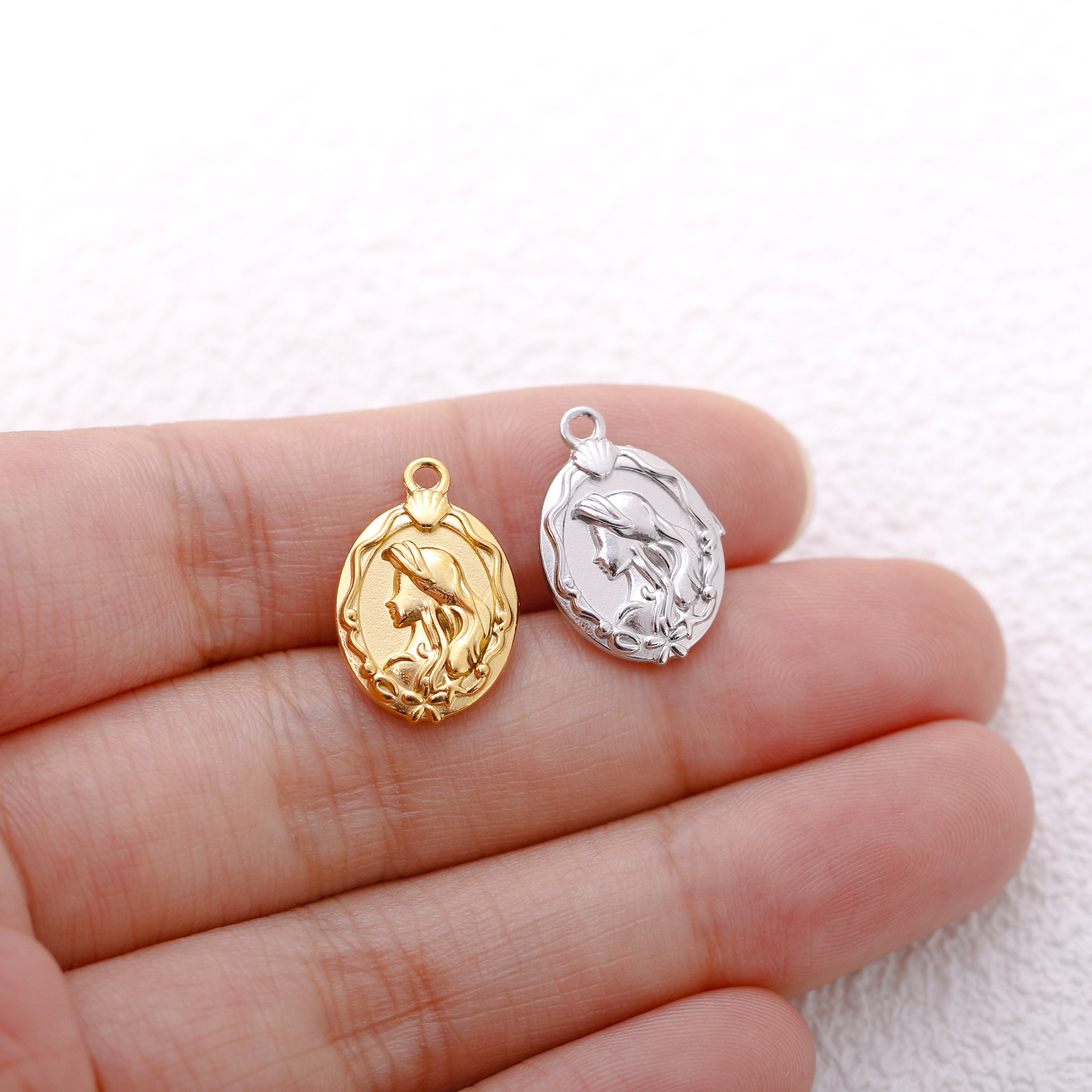 3g Weight Pendant Jewelry Making Type 1 Piece 12 * 18mm 304 Stainless Steel 18K Gold Plated Mermaid Pendant