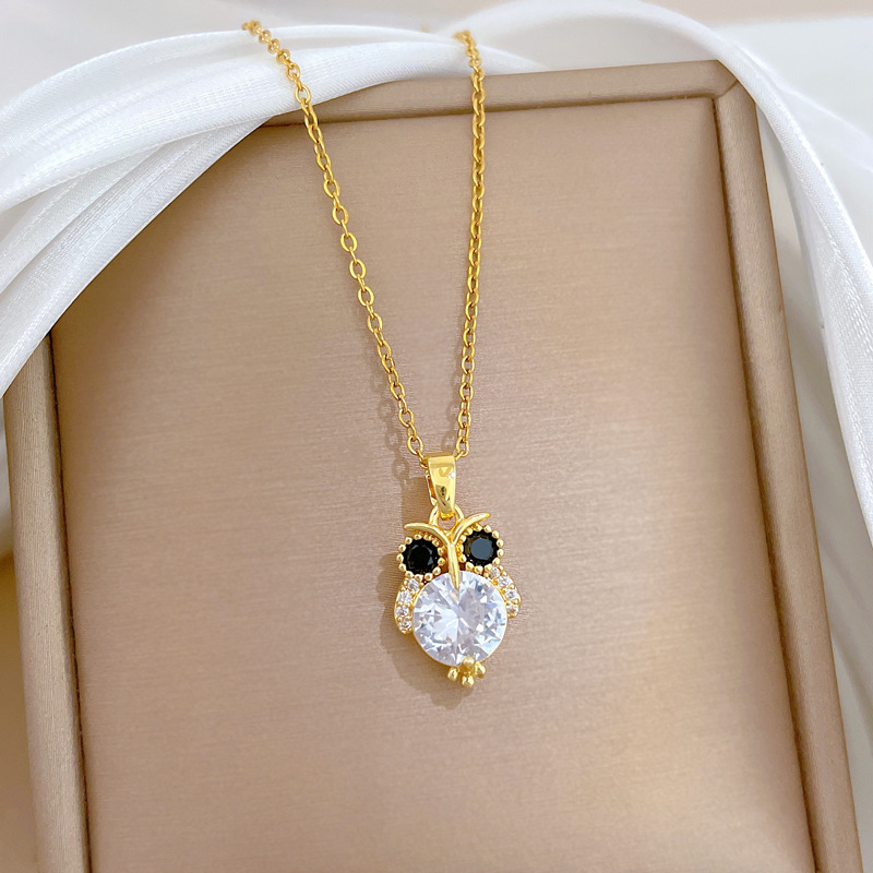 Owl Necklace In Titanium Steel With Diamond Crystal Detail_voghion.com