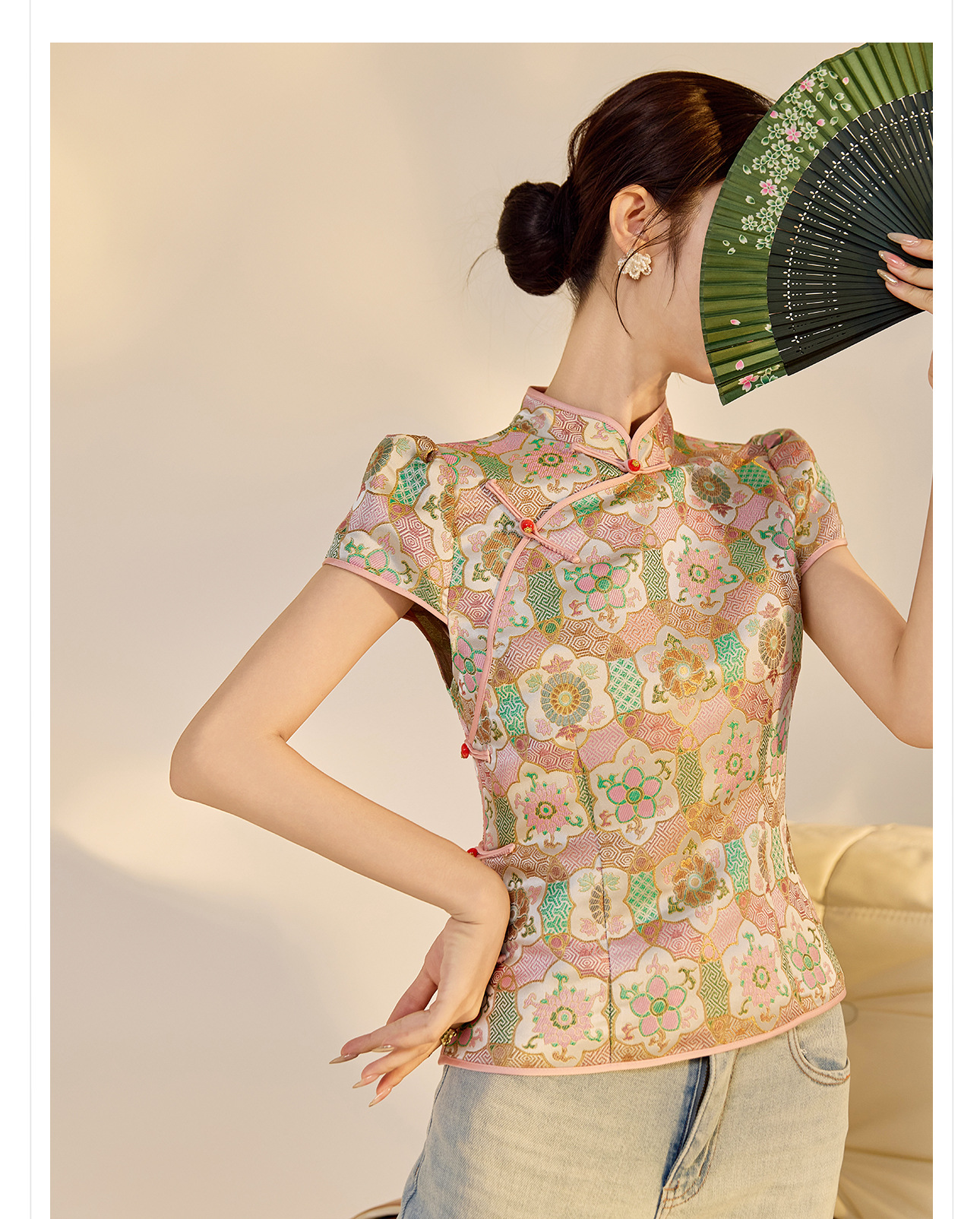 Áo sơ mi tay ngắn phong cách Trung Hoa mới, cổ cài cúc, in họa tiết thêu nhẹ sang trọng N4055 — Hồng sương mềm chi tiết 2