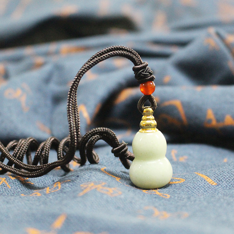 Она Цуй Тыква висит веревку