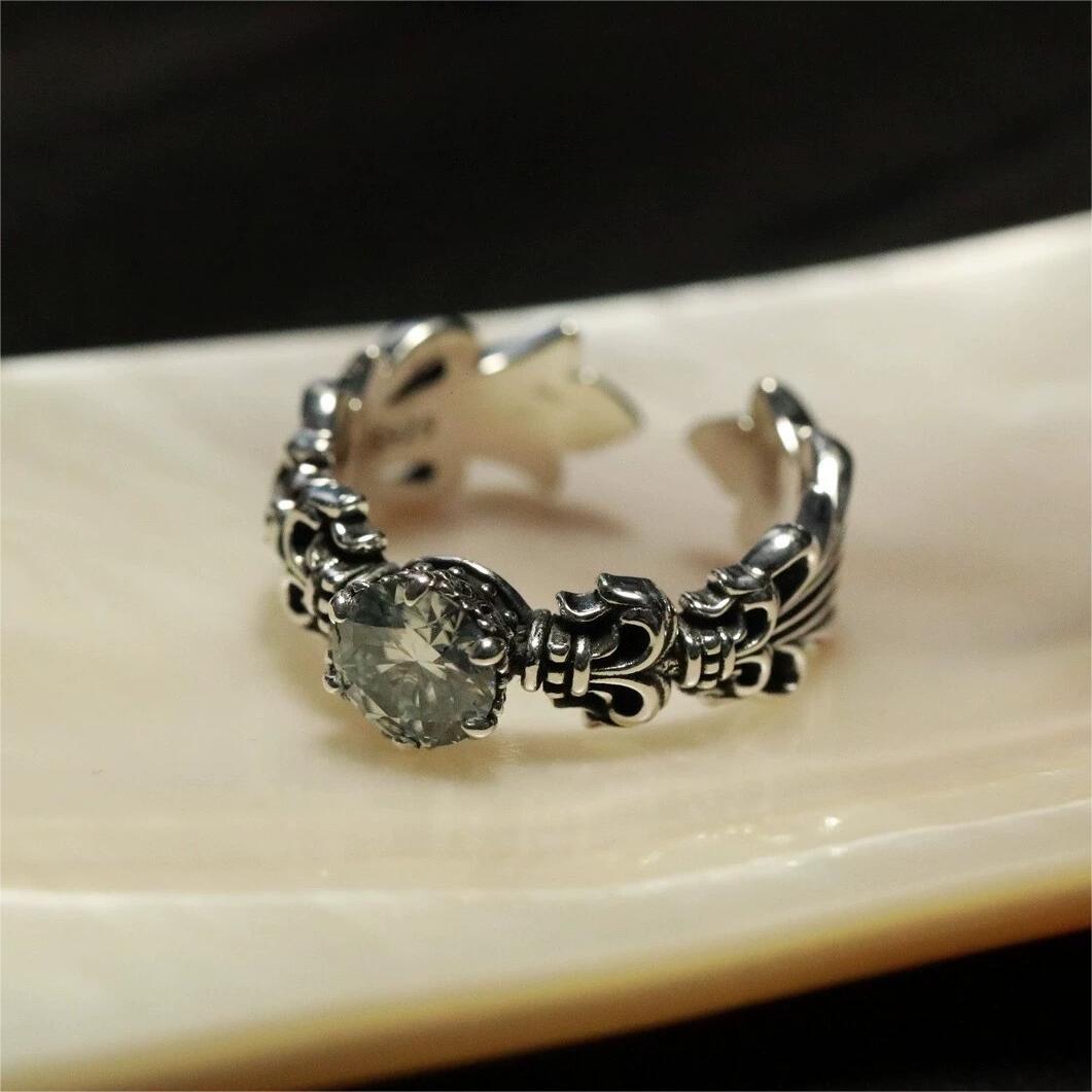 Französisch, Vintage, anmutig, zeitloser neuer Stil Keke Iris Flower für Damen, französischer Vintage-Ring im Used-Look, Nischendesign mit hochwertigem Flair_voghion.com