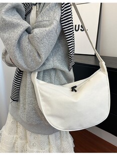 ��ϵ��б������ٴ��������������s���L�YƷ�������羳Ůʿ�r��