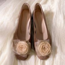 2024年春季新款方头复古时尚古典鞋小众设计干枯玫瑰粗跟鞋气质女