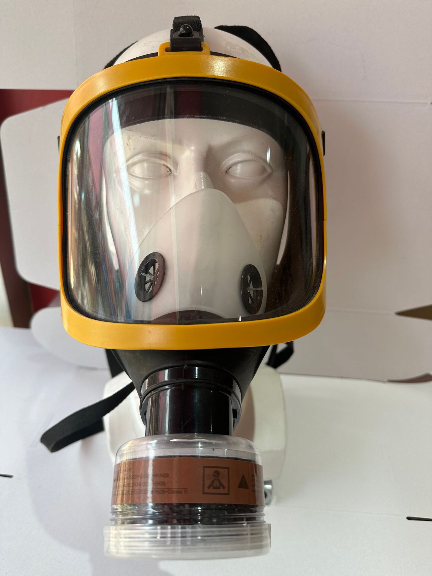 Antigás de gas integral con pulverización de pintura química pesticida anti-formaldehído protección gran campo de visión silicona marco medio máscara de gas máscara facial