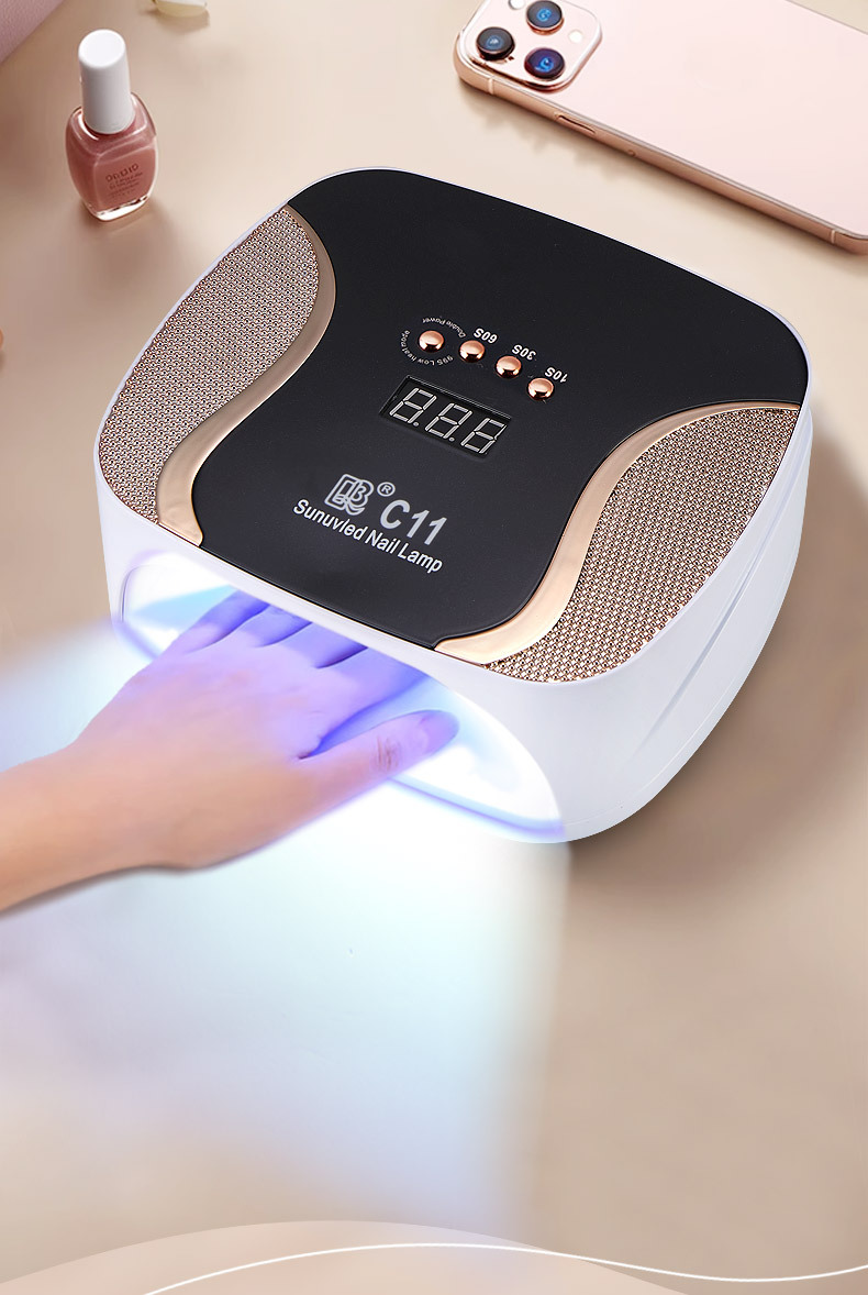 UV nail dryer with sensor, 67 LED lamps