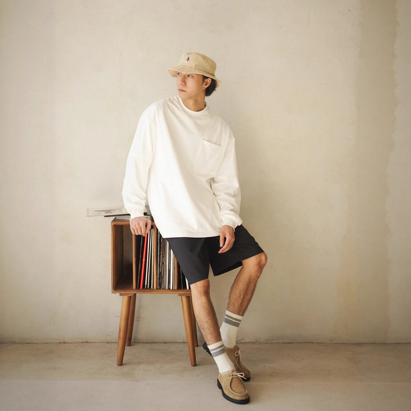 White Pocket T-Shirt for Men, Spring and Autumn Long-Sleeve, Round Neck, Japanese Style, Simple Loose Fit, Solid Color Basic Inner Layer Shirt