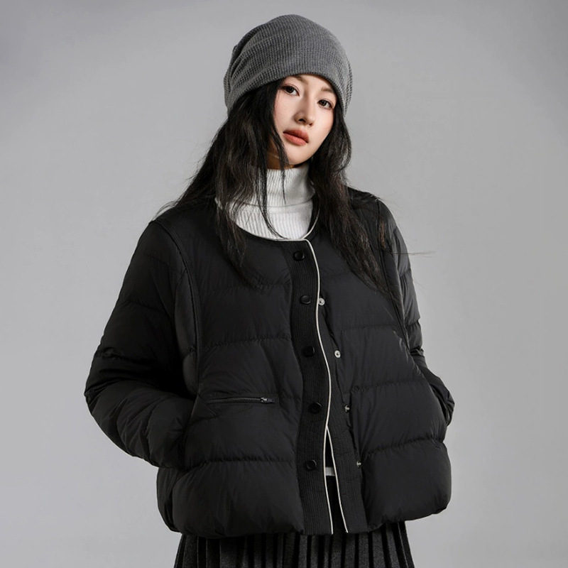 平湖轻薄羽绒服女冬季2025时尚单排扣保暖圆领时尚洋气小个子外套|undefined