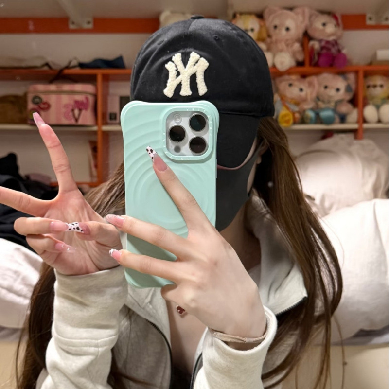 Pure White Wave-Patterned Phone Case Magsafe Magnetic Simple Solid Color Apple 16Promax/Iphone17Pro