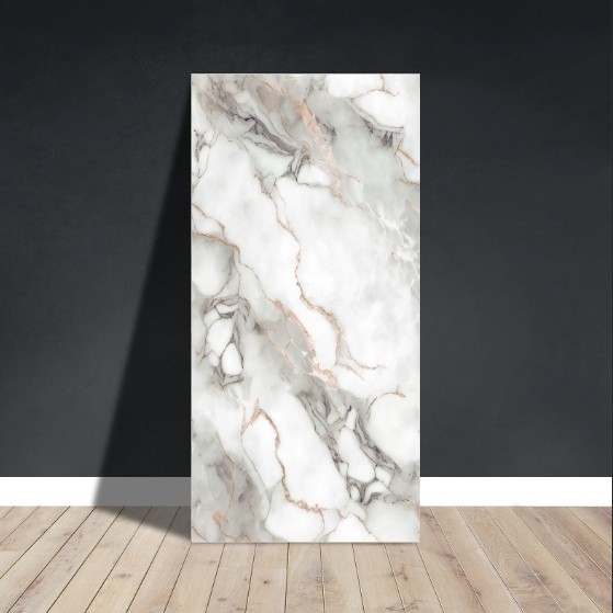 Fábrica de suministro directo de imitación de mármol azulejos de pared autoadhesivo a prueba de agua a prueba de humedad pegatinas de pared suministro transfronterizo placa de plástico de aluminio