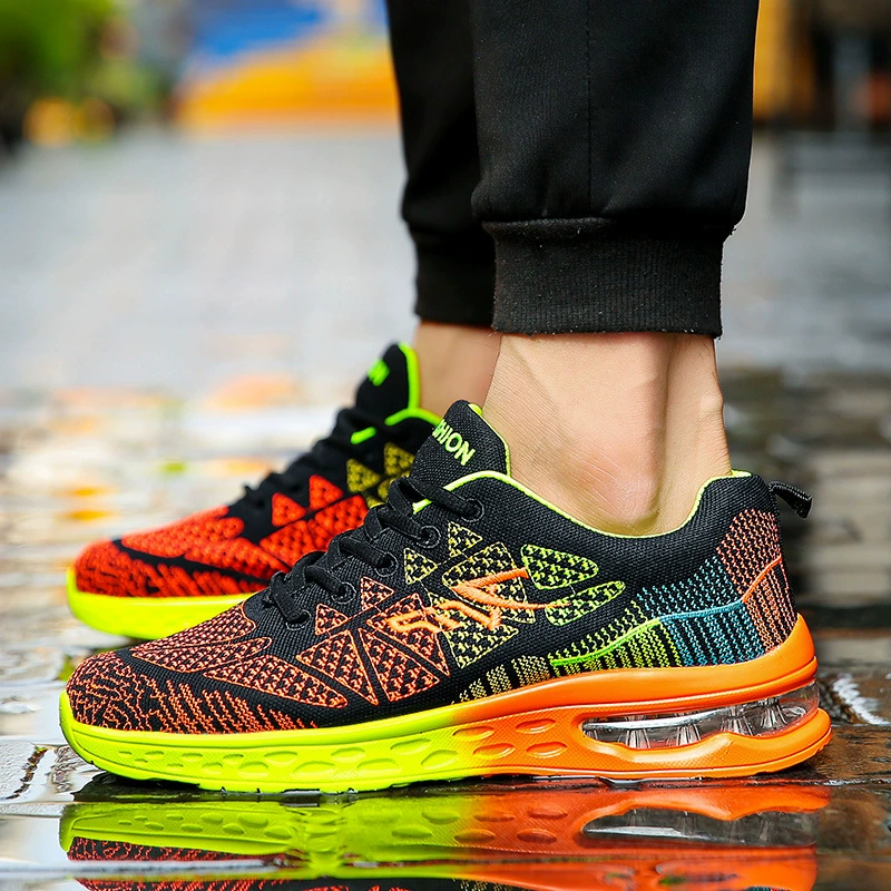 Мужская обувь летает весной и летом