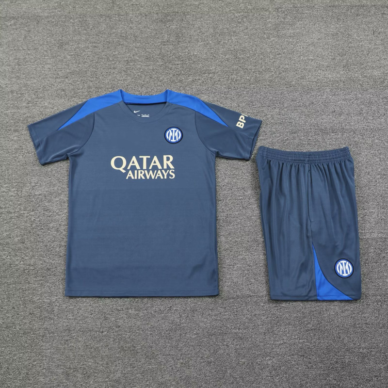 工場直販 新型 バルセロナ スポーツトレーニングウェア サッカーユニフォームセット メンズ サッカーユニフォーム 卸売 通気性|undefined