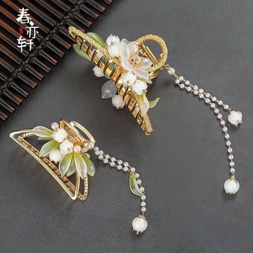 Original Handmade Bellflower Gua-style Hanfu Hair Accessories Fringe Hairstyle White Metal Shark Clip Versatile Simple