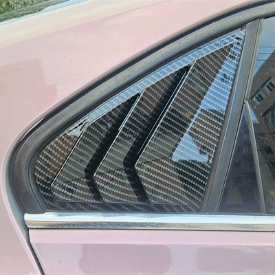 Şüşə kənarı xromları/moldingləri Triangle Window Blinds Modified to Decorate