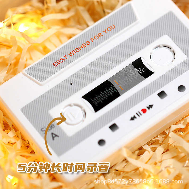 祝日の録音は音カードを残して永遠にカードのテープの誕生日プレゼントを残します。|undefined