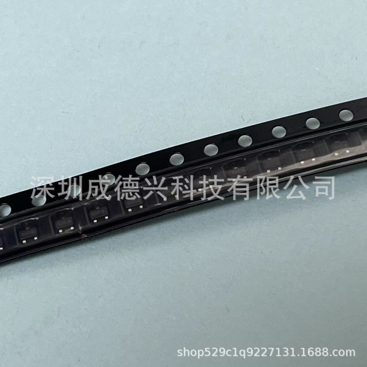 直销供应 EMFA0P02M SOT-323 MOS管晶体管 全新现货可以拆样品