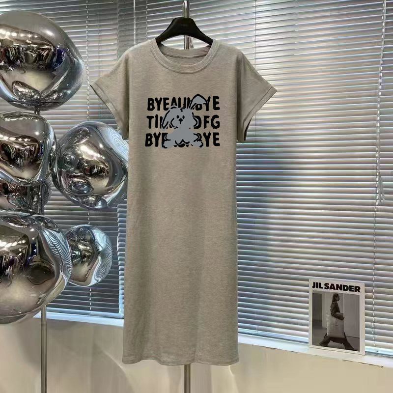 韓国版の女性用大きいサイズのゆったりTシャツナイトガウン、夏用ゆったりで肉感をカバーして着痩せ、カジュアルなロングワンピースとして着用可能|undefined