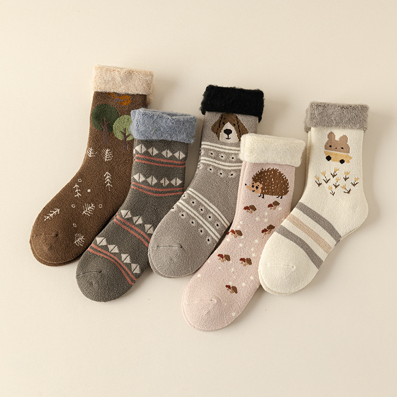Velvet warm cartoon socks, mid-length
