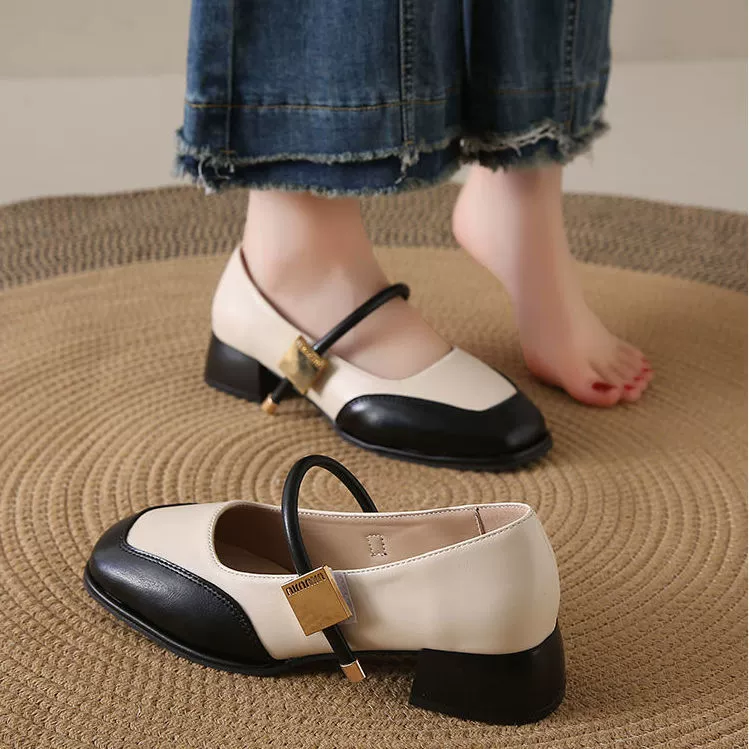 Мягкая пизон женская обувь на низком каблуке женская 2025 новая плоская квадратная голова удобная пряжка