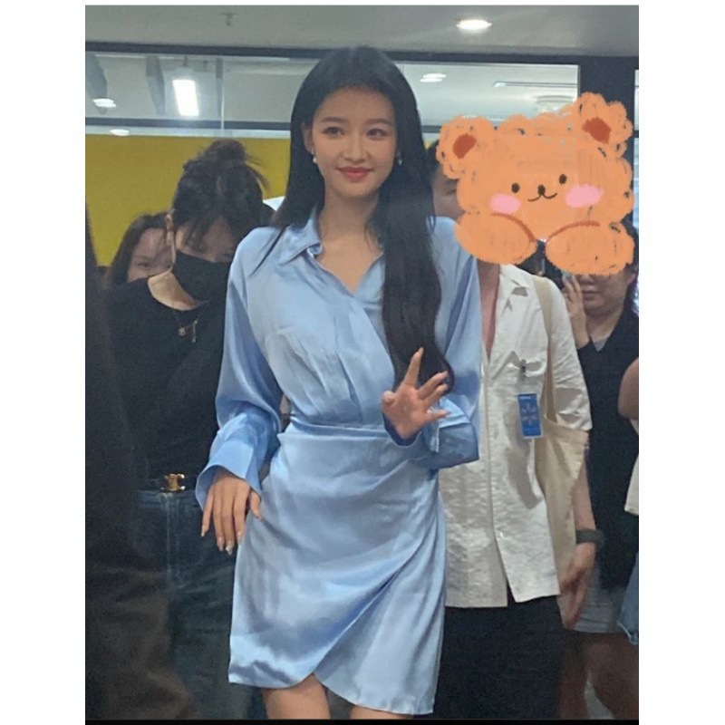 孫怡スター同金2023初秋ファッション百合韓国版ブルー修身気質シルク非対称ワンピース|undefined