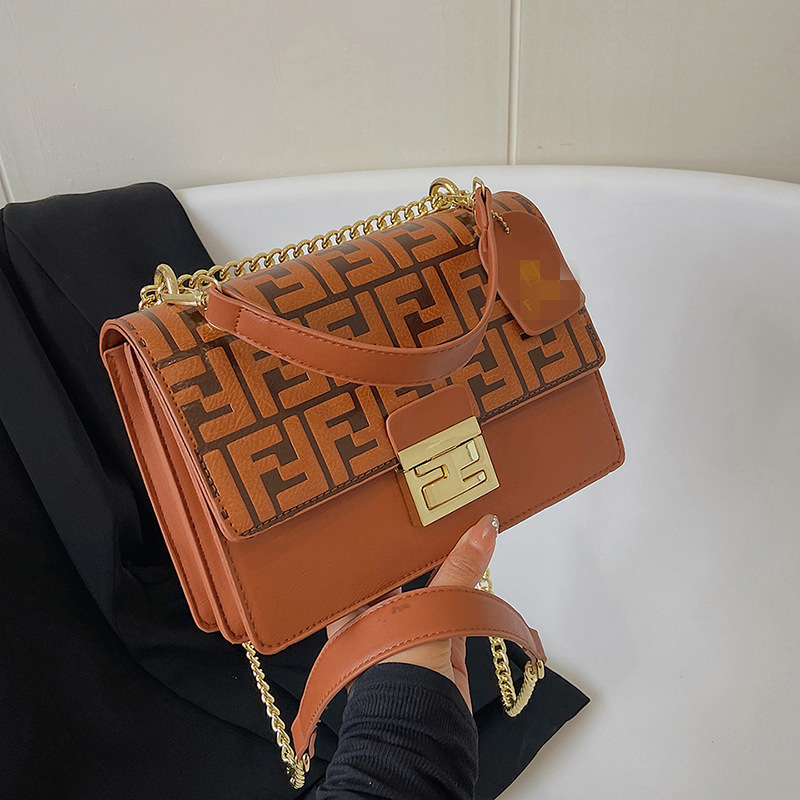 Fashionable Single-Shoulder Handbag with Embossed Lettering, Small Square Crossbody Bag for Women, 2026 New Fashion Export Cross-Border Trendy Style Fashionable Single-Shoulder Handbag with Embossed Lettering, Small Square Crossbody Bag for Women, 2026 New Fashion Export Cross-Border Trendy Style