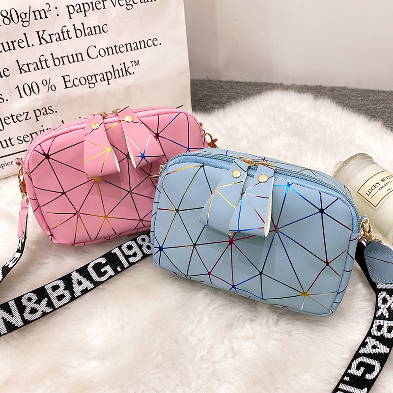 Bolsas de maquillaje de niñas 2023zljm bolsas de comercio exterior bolsas de hombro de impresión de mujer bolsas de hombro de moda anchas bolsas de mujer image 5