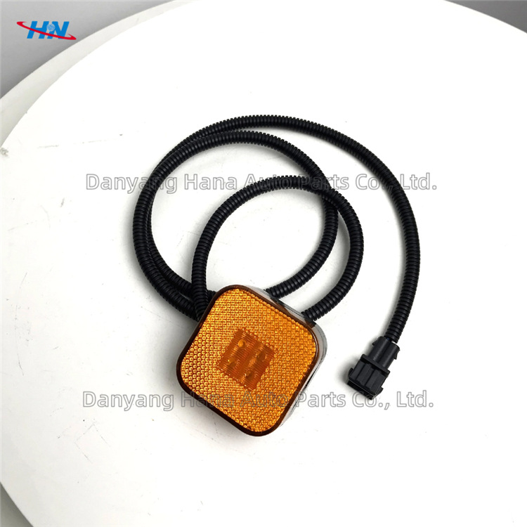 Para TGX TGA TGM German MAN Truck Fuego Luz lateral Luz de señal Luz de coche 81252606097