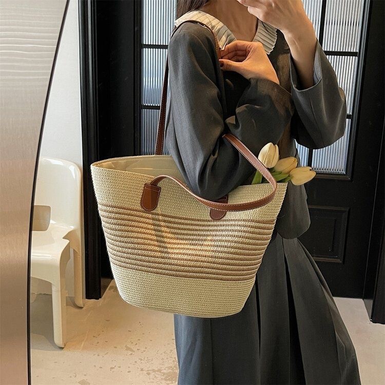 Straw Bag Beach Black Stripes 2025 New Casual Summer Shoulder Bag Fashion Tote Versatile Bag Women's Backpack