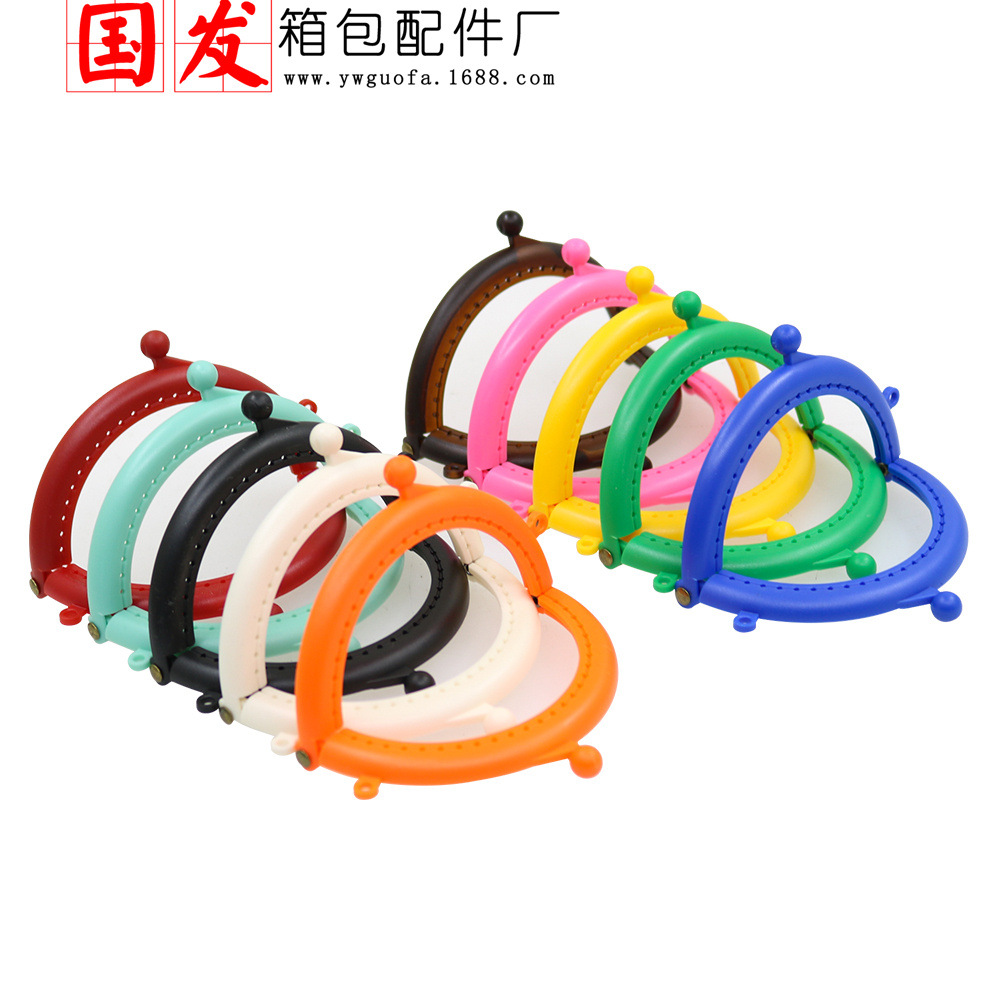 Nuevo: medio círculo de orejas de 8.5CM boca de plástico oro color caramelo boca de resina oro color macaron