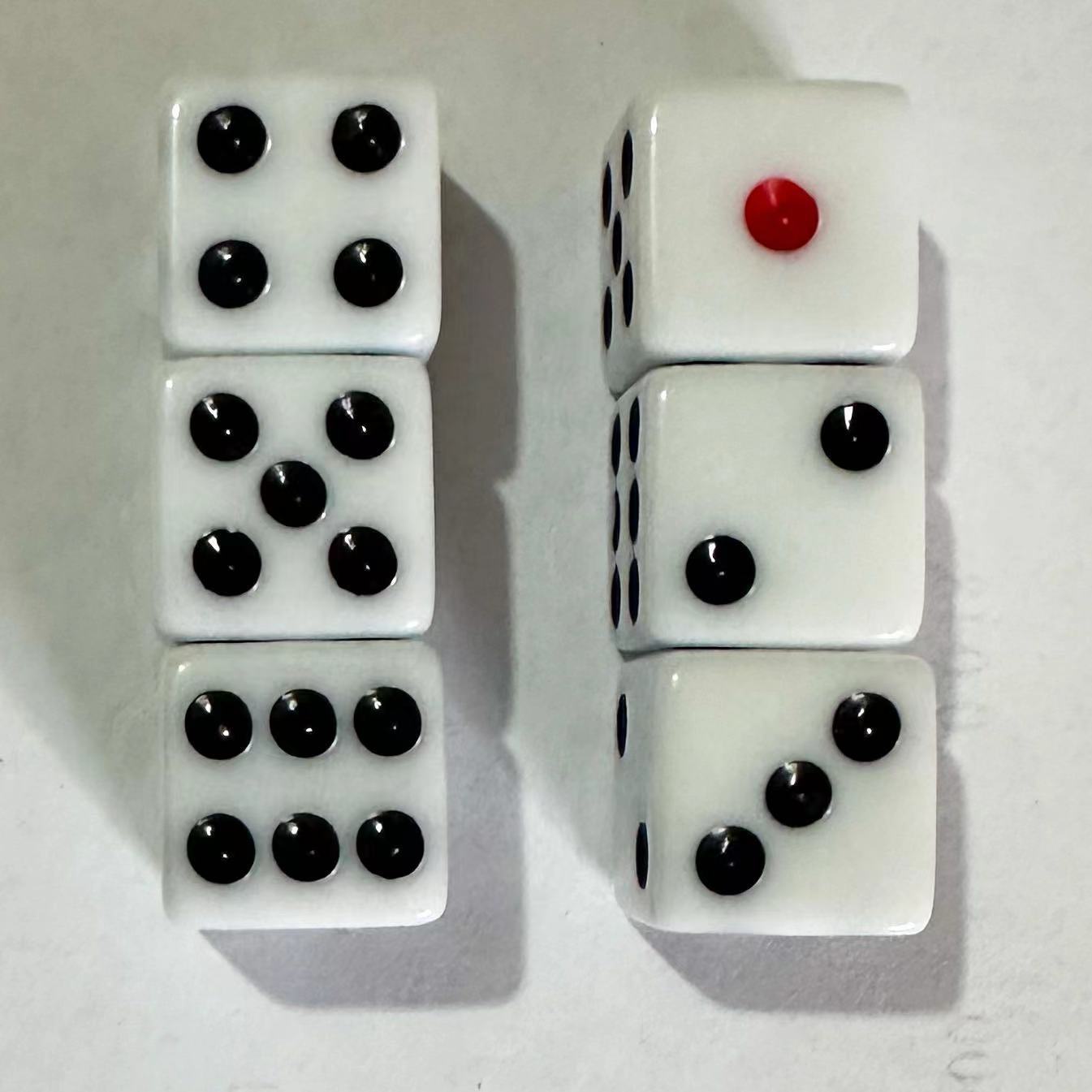 Spot Wholesale 10mm12mm14mm16mm Square Angle Right Angle White Background a Little Red Other Black Spots Dice Dice
