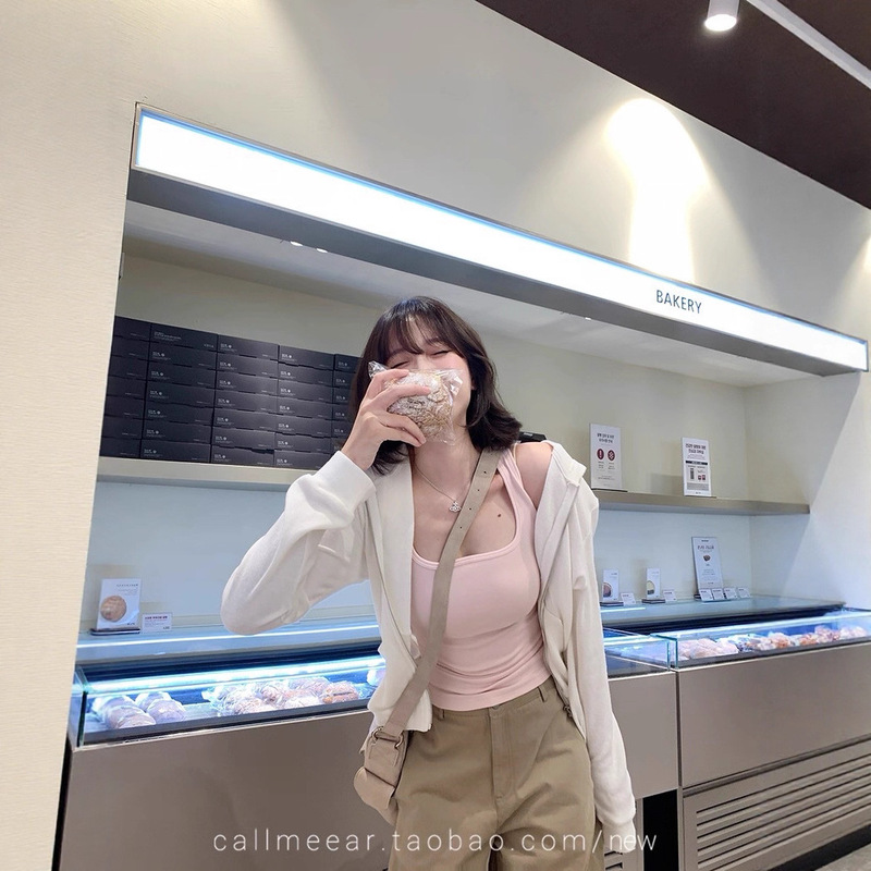 CallmeEar//奶油舒芙蕾连帽针织开衫女早秋显瘦拉链短款上衣|undefined