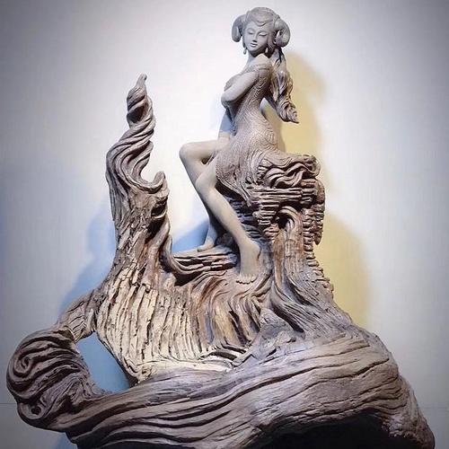 Thuja cypress, bouldering flower, ebony carving, landscape, gold wire, nan root carving, ebony ornaments, living room, Zen Buddha statue carving crafts