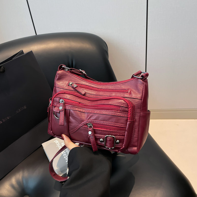 2025 primavera nuevo estilo retrógrado francés bolso de bolsillo pequeño personalidad simple estilo extranjero bolso de hombro simple