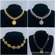 范家2024新款复古重工美杜莎项链回纹美人头颈链高版黄铜跨境批发