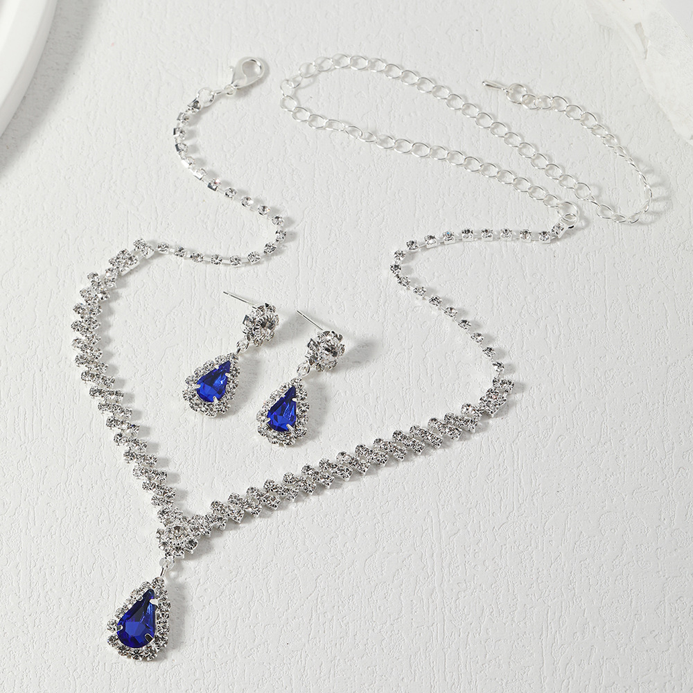 Nuevo clásico simple en forma de gota rojo collar de diamantes de imitación pendientes cadena