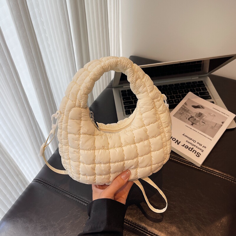 Cross-Border Pleated Handbag Women's 2025 Summer New Korean Version Niche Plaid Puff Cloud Shoulder Crossbody Bag