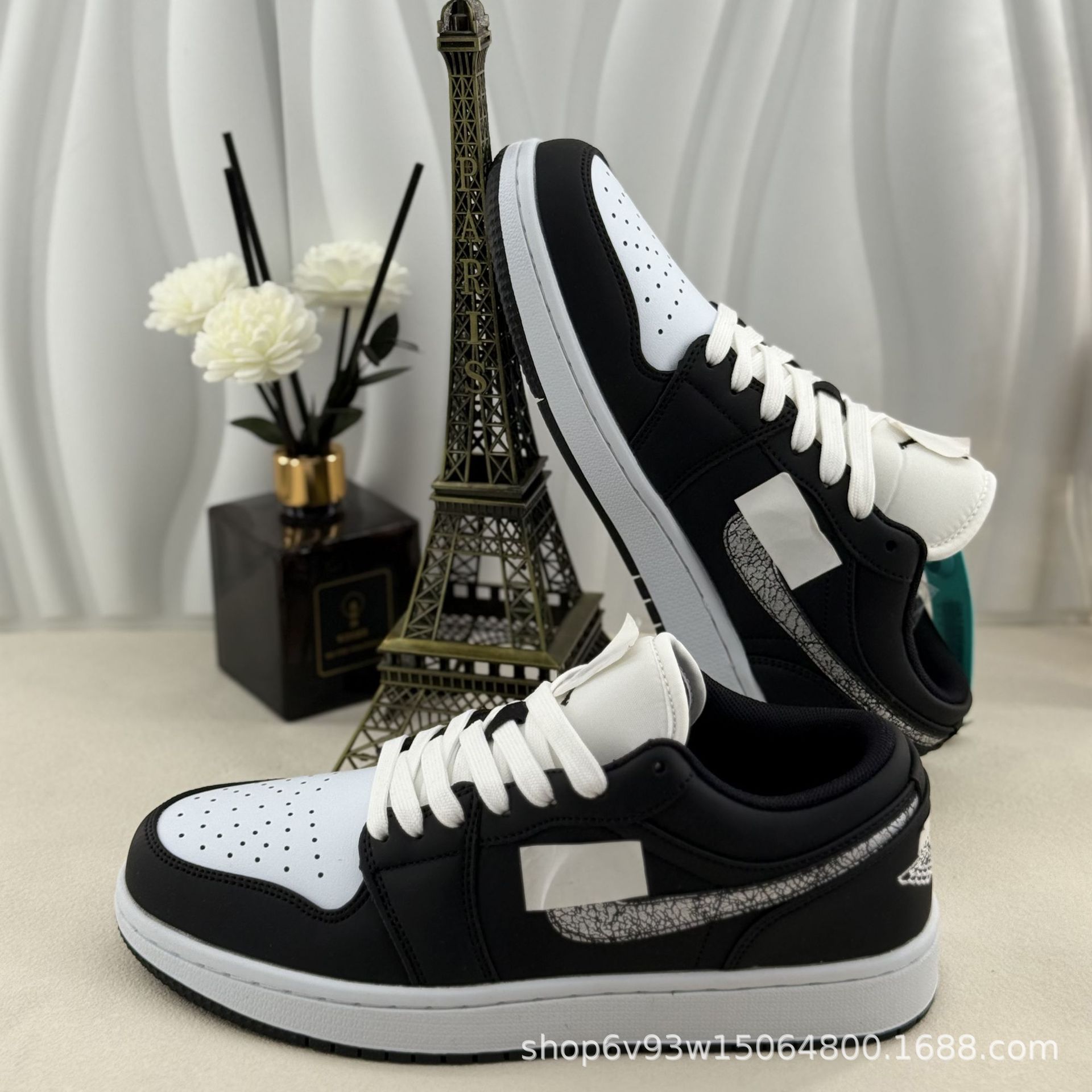 Popular AJ1 low-top black ice-crack retro unisex couple sneakers, a new, stylish, and versatile fashion trend