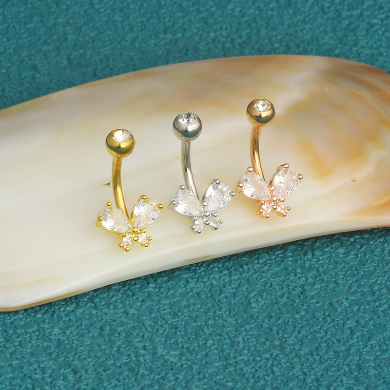 16G labret stud size and finish detail