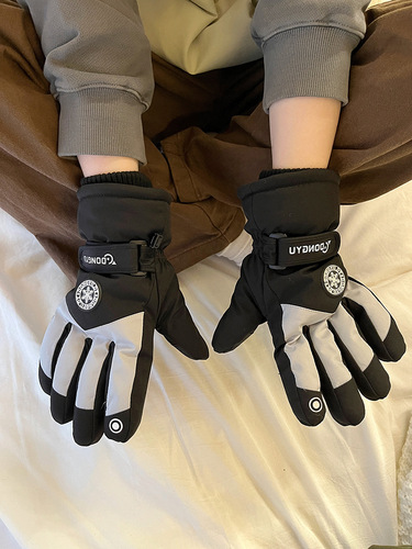 Windproof fashionable outdoor sports touch screen autumn and winter velvet cycling waterproof ski five-finger gloves for men and women