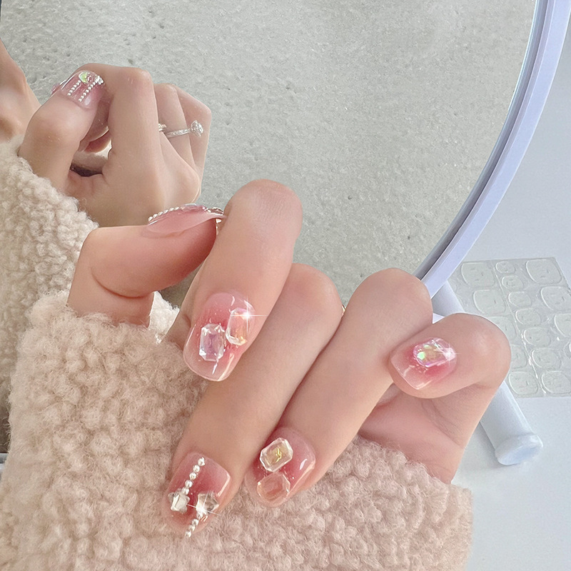 智贝主图_2C191五彩星星穿戴甲新款网红抖音穿戴美甲蝴蝶