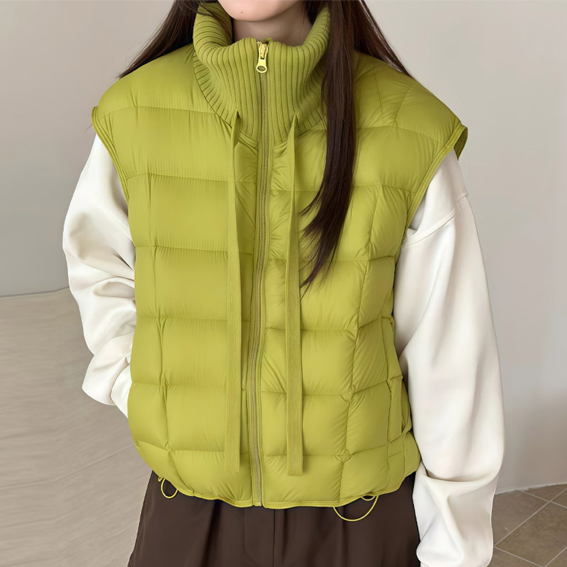 Women's down vest with a stand-up collar, 90% duck down, lightweight and warm, 2026 autumn/winter new collection, short style, versatile and casual Women's down vest with a stand-up collar, 90% duck down, lightweight and warm, 2026 autumn/winter new collection, short style, versatile and casual