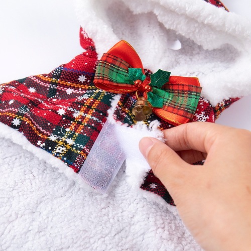 Cat Christmas cloak hat dog New Year cloak warm clothes pet plush shawl cross-dressing autumn and winter pajamas