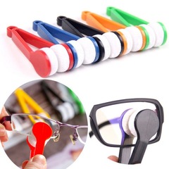 Creative multi-functional portable lens cloth, glasses will not scratch the lenses, glasses cleaning wipe will clean without leaving traces.